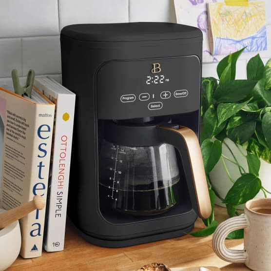 Cette célébrité américaine lance sa gamme d'appareils de cuisine et on est sous le charme