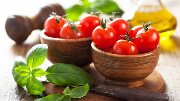 Tomates cerises confites en papillote