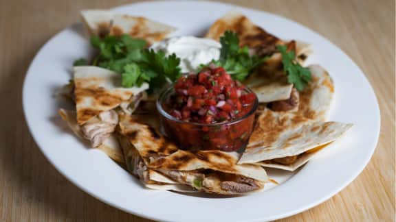 Quesadillas de hauts de cuisses de poulet épicés