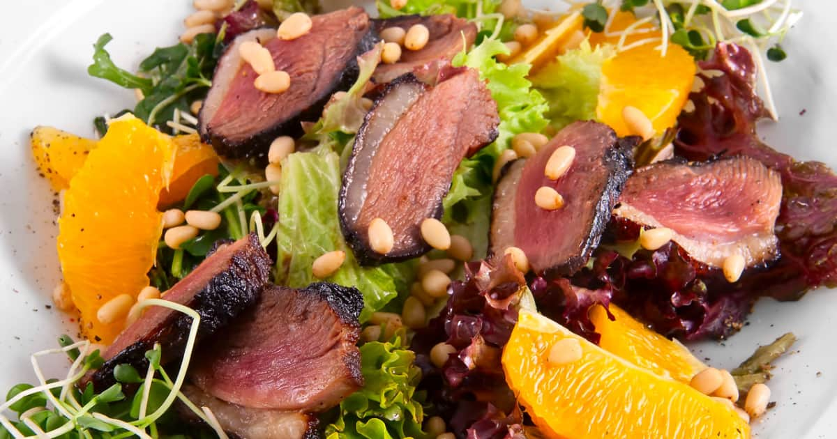 Salade de gésiers de canard confit et canard effiloché | Zeste