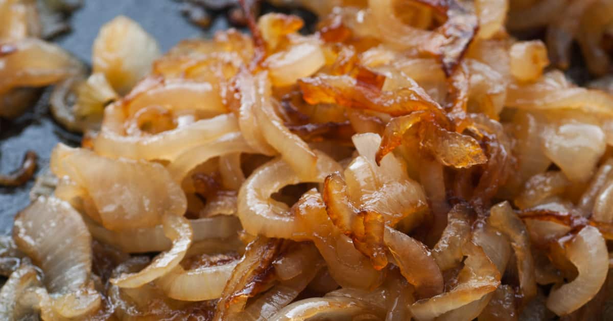 Oignons caramélisés au Jack Daniel