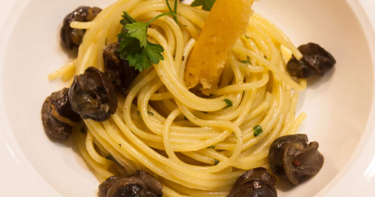 Spaghettinis aux escargots à l'ail et à la bière Zeste