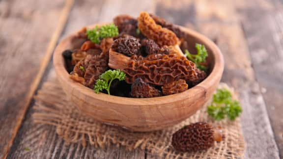 sauce aux morilles et au vin rouge