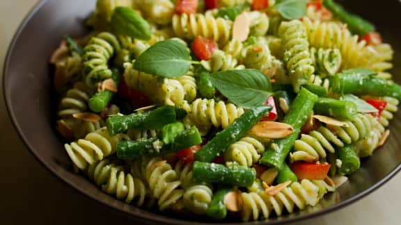 fusillis aux haricots, aux anchois et aux amandes