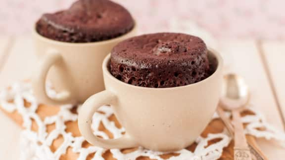 brownies légers dans une tasse