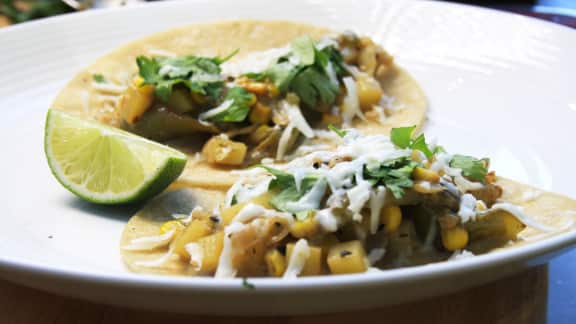 recette de tacos au maïs et aux poivrons verts