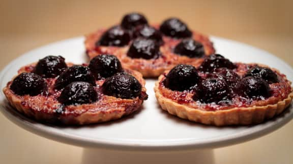 tartelettes aux cerises et à la frangipane