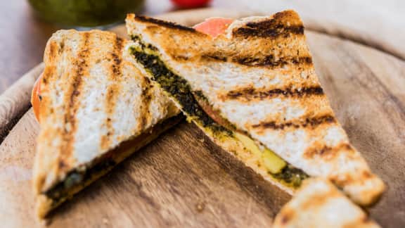 paninis au poulet et au pesto