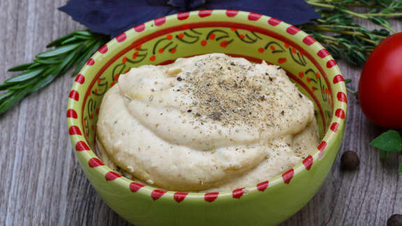 trempette de haricots blancs, poireaux et menthe