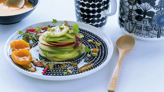 salade de kiwis et pommes, sauce aux abricots