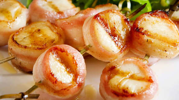 Bouchée : Brochettes de pétoncles au bacon