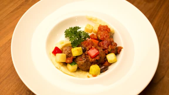 Boulettes à la marocaine sur purée de pommes de terre