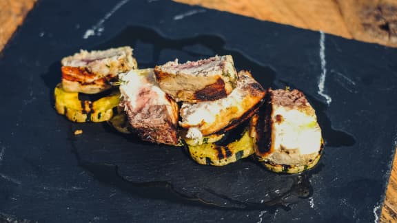 Espadon à la bière et au gingembre et courge delicata grillée