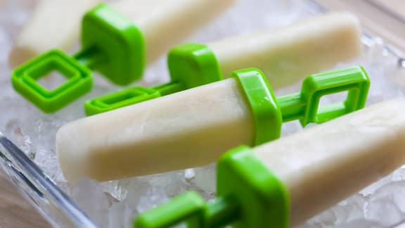 Pop sicle aux longanes et aux ananas