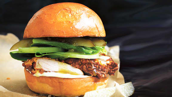Mercredi : Hamburgers au poulet croustillant