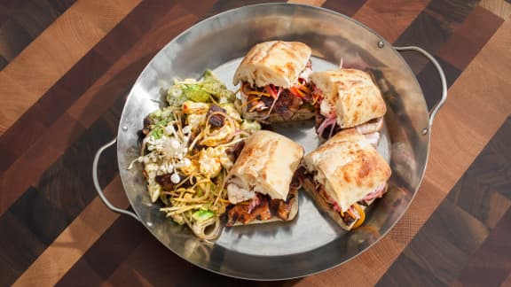 Bánh mì à la dinde grillée et au bacon