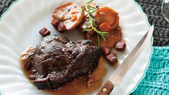 Joues de boeuf au panais et au vin rouge