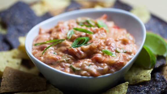 Chili con queso au cheddar fumé