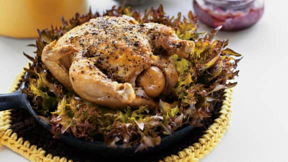 poulet de Cornouailles au citron confit, aux herbes et à l'érable