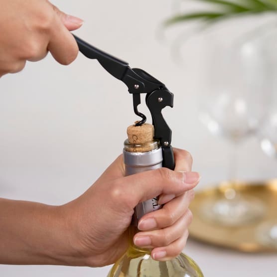 X items de cuisine essentiels pour un premier appartement