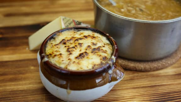 Soupe à l’oignon au fromage gruyère