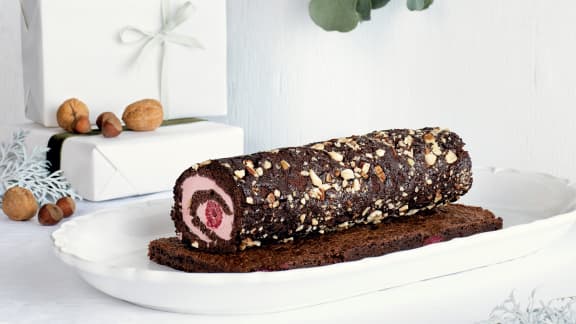 La Bûche de Noël chocolat framboise - mon-marché.fr