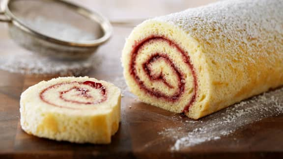 gâteau roulé aux framboises