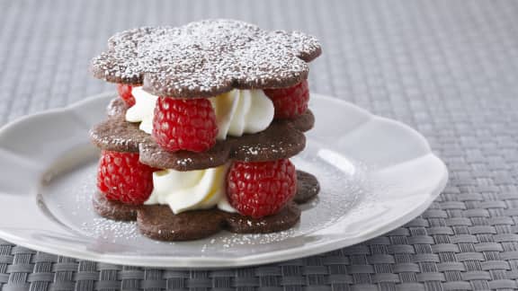 Sablés napoléon au chocolat et aux framboises