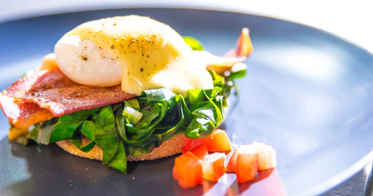 Recette d'oeuf bénédictine, sauce hollandaise sans beurre Zeste