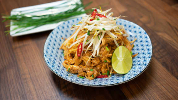 Pad thaï authentique au poulet