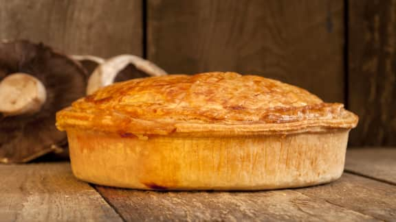 Tourte végétarienne aux champignons sauvages et au porto