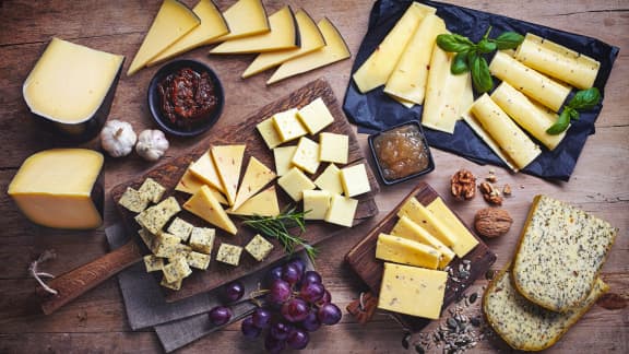 Comment organiser une soirée de dégustation de fromages réussie!