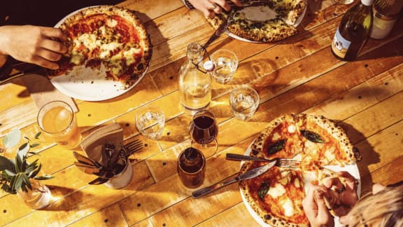 7 restaurants où sortir entre amis pour pas cher en novembre