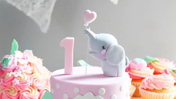 Éléphant en pâte à sucre