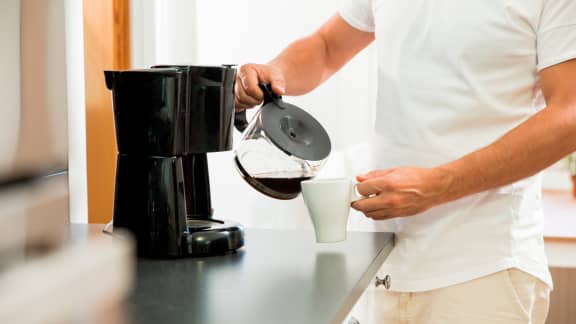 Comment détartrer une cafetière ?