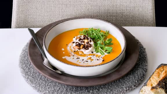 Potage de courge au café