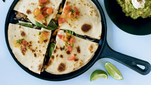 Quesadilla aux haricots et bocconcini