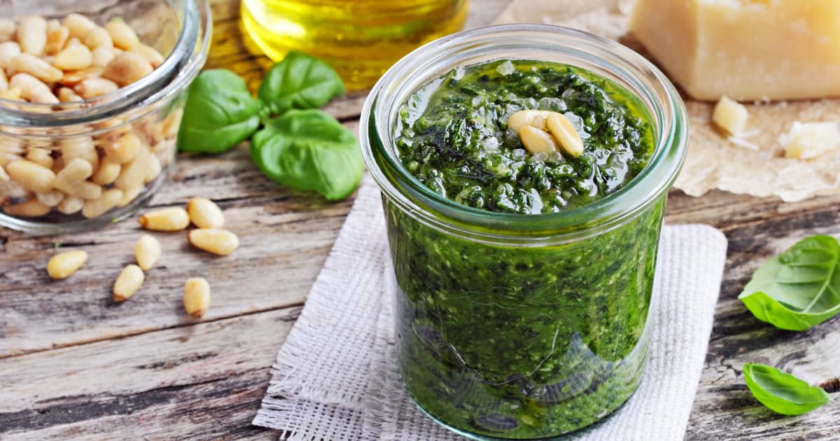 Pâtes au pesto de basilic - Recette italienne et vidéo - Un