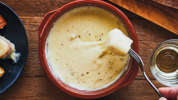 TOP : 5 réconfortantes fondues au fromage d'automne