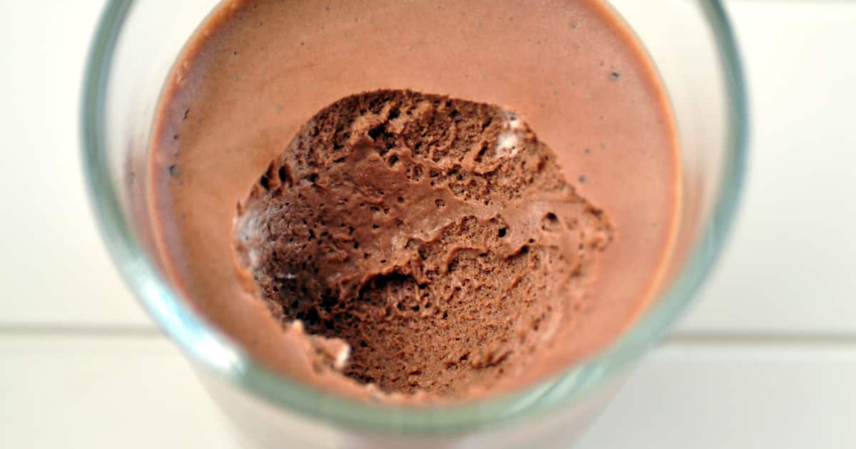 Recette de mousse au chocolat légère | Zeste