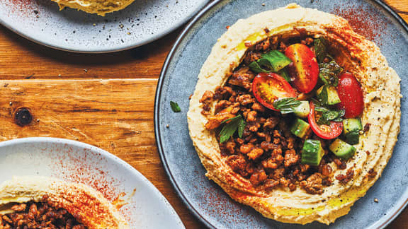 Lundi : Houmous bassar à la viande épicée