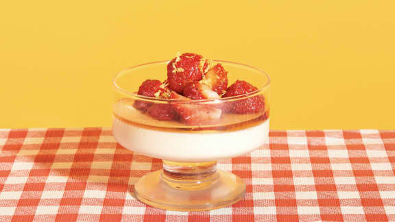 Panna cotta et salade de fraises