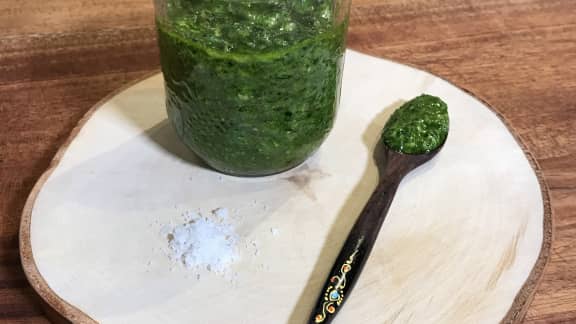 Pesto de roquette, épinards et amandes