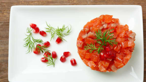 Tartare de saumon bio au fenouil et à la grenade