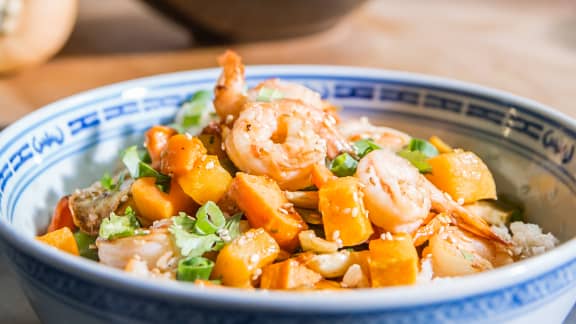 Jeudi : Sauté de crevettes aux légumes racines rôtis