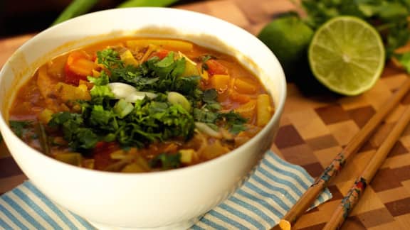 Soupe-repas thaïe au lait de coco