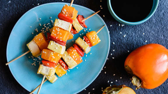 Brochettes de tofu au sésame