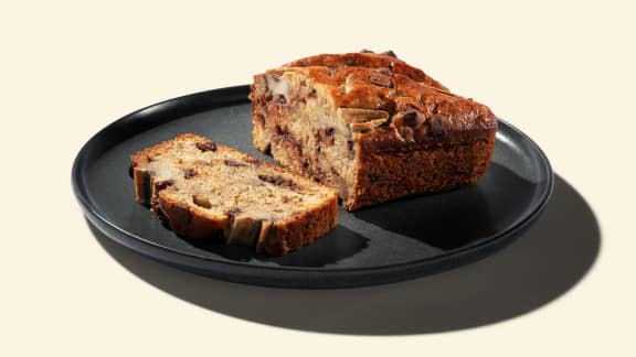 Pain aux bananes, pépites de chocolat et noix de Grenoble