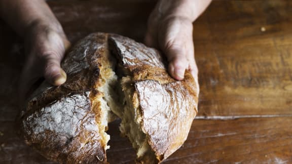 Comment faire un incroyable pain maison (et impressionner tous vos proches!)