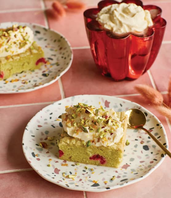 Gâteau pistaches et framboises, crème mascarpone à l'orange